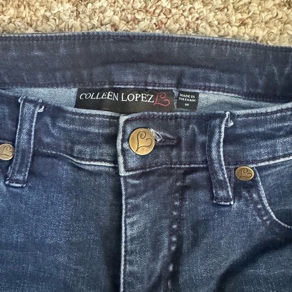 Colleen Lopez Slimming Bootcut Jeans- size 10 - Picture 3 of 6